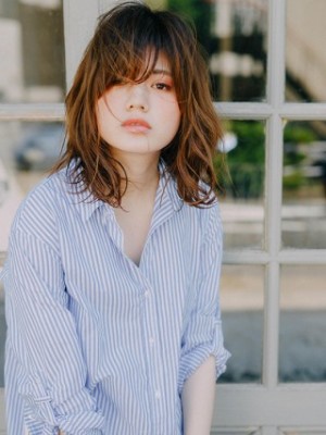 うざバングセミディ