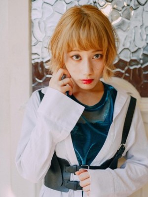 切りっぱなしモードボブ