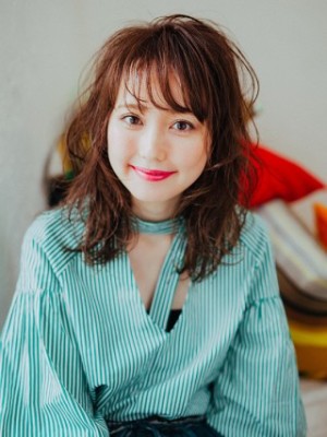 アンニュイほれ揺れヘア