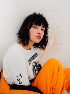 ストリートカジュアルガール