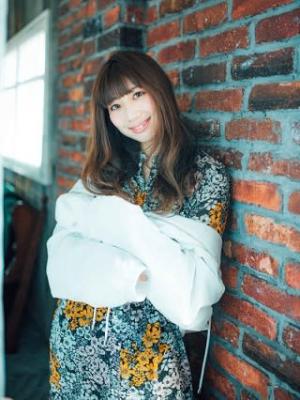 ぱっつん愛されウェーブ