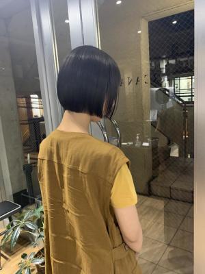 透明感カラー ダークグレー 秋カラー