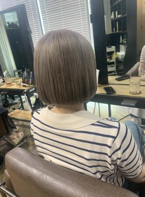 ベージュ ミルクティーベージュ グレージュ ボブ