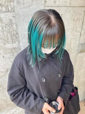 ネイビーカラー　ブルーカラー　ボブ　ウルフカット