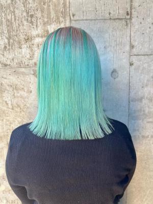 ネイビーカラー　ブルーカラー　ボブ　ウルフカット