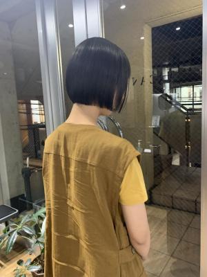 透明感カラー 秋カラー ダークグレー