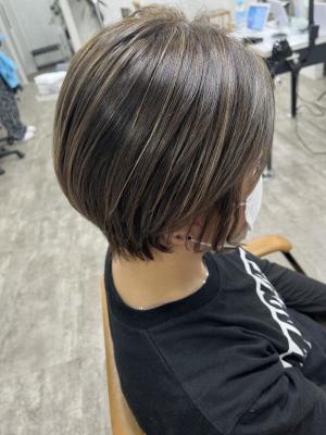白髪ぼかしハイライトイルミナカラー￥15400