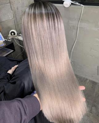 ハイライト　インナーカラー　デザインカラー　ホワイトベージュ