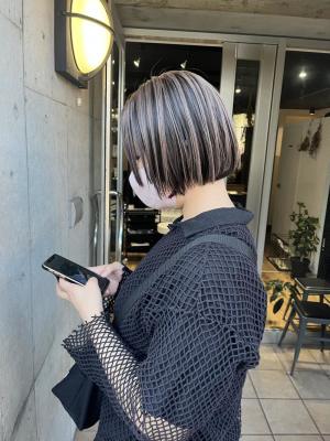 イヤリングカラー　インナーカラー　ハイライト