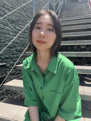 イヤリングカラー　インナーカラー　ハイライト