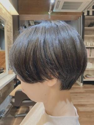 大人かわいいアッシュカラー