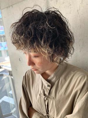 ハードパーマ　くるくるパーマ　ウルフカット　ボブパーマ