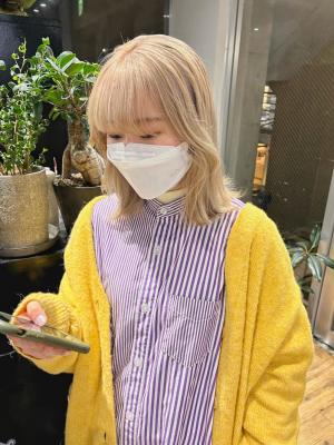 ボブウルフ　ブルージュ　シアーグレージュ　センター分けボブ