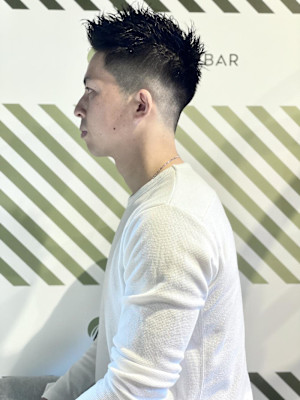 大人のモヒカンスタイル【BARBER-BAR】