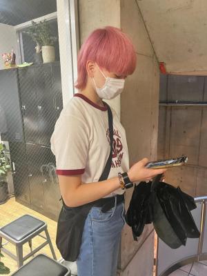 ピンクベージュ　ラベンダーピンク　ラベンダーカラー