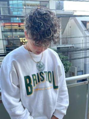 ホワイトグレージュ コンマヘア くすみブルー ダークアッシュ