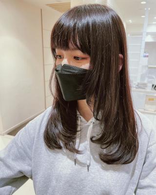 顔まわりレイヤーカット