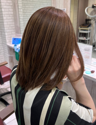 natural brown×脱白髪染めハイライト