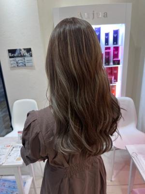 ash beige×ハイライトデザイン