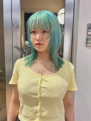 外国人風カラー　ネオンカラー　シアーグレージュ　ボブウルフ