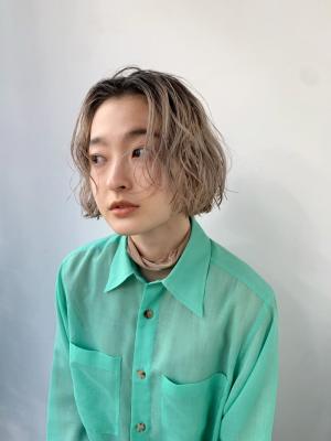 外国人風カラー　ネオンカラー　シアーグレージュ　ボブウルフ