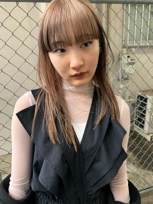 外国人風カラー　ネオンカラー　シアーグレージュ　ボブウルフ