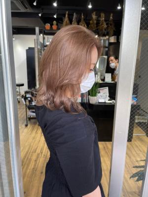 ホワイトグレージュ コンマヘア くすみブルー ダークアッシュ