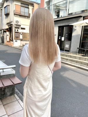 ホワイトグレージュ コンマヘア くすみブルー ダークアッシュ