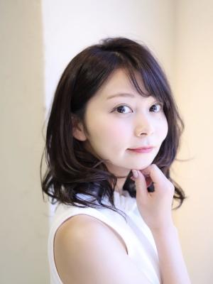 くせ毛風フェミニティボブ