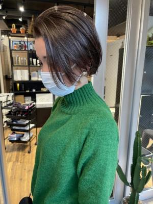 ホワイトグレージュ コンマヘア くすみブルー ダークアッシュ