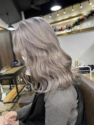 ホワイトグレージュ コンマヘア くすみブルー ダークアッシュ