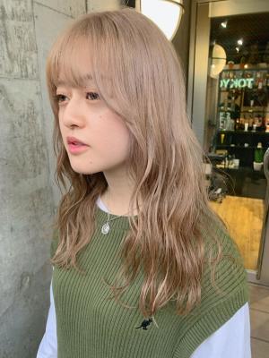 ミルクティーベージュ　グレージュ　ハイトーン