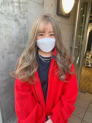 ミルクティーベージュ　グレージュ　ハイトーン