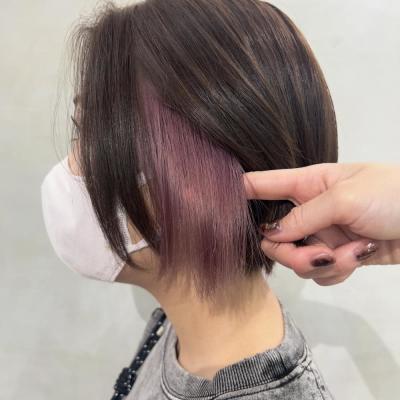 ショートヘア×くすみピンクのイメージ画像