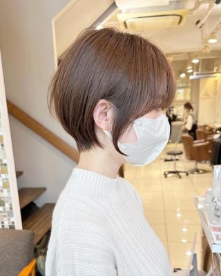 大人可愛い束感　耳掛けひし形小顔丸みショートボブ【近藤】横浜