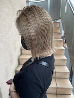 ホワイトグレージュ コンマヘアくすみブルー ダークアッシュ	