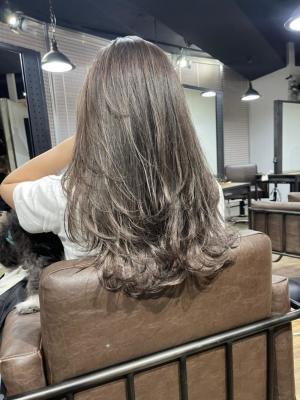 ホワイトグレージュ コンマヘアくすみブルー ダークアッシュ	