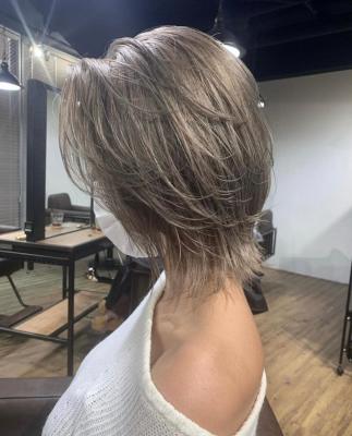 ホワイトグレージュ コンマヘアくすみブルー ダークアッシュ	