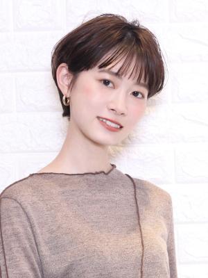 大人可愛いマッシュショート