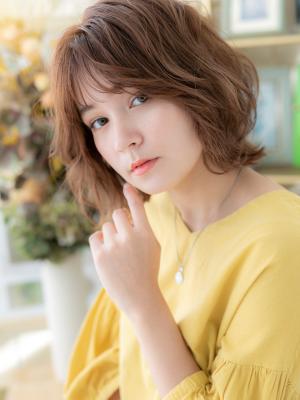 透け感くせ毛風外ハネミディアムウルフヘア　フレンチガーリー