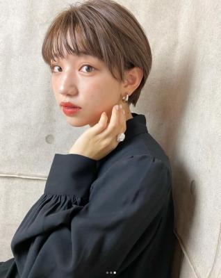 三軒茶屋_レディース_ショート_ミルクティ_ブリーチ