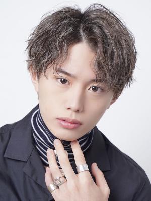メンズヘア整形スパイラルパーマ波巻きツイストメンズパーマ髪型 メンズヘア整形スパイラルパーマ波巻きツイストメンズパーマ髪型