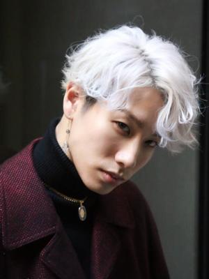 メンズヘア整形スパイラルパーマ波巻きツイストメンズパーマ髪型 メンズヘア整形スパイラルパーマ波巻きツイストメンズパーマ髪型