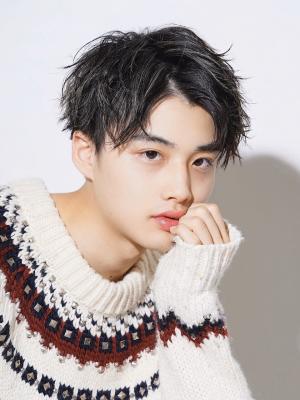 メンズヘア整形スパイラルパーマ波巻きツイストメンズパーマ髪型 メンズヘア整形スパイラルパーマ波巻きツイストメンズパーマ髪型