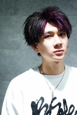 メンズヘア整形スパイラルパーマ波巻きツイストメンズパーマ髪型 メンズヘア整形スパイラルパーマ波巻きツイストメンズパーマ髪型