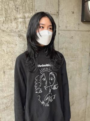 ホワイトグレージュ　ボブルフ　くすみブルー