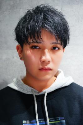 メンズヘア整形スパイラルパーマ波巻きツイストメンズパーマ髪型 メンズヘア整形スパイラルパーマ波巻きツイストメンズパーマ髪型
