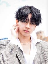 メンズヘア整形スパイラルパーマ波巻きツイストメンズパーマ髪型 メンズヘア整形スパイラルパーマ波巻きツイストメンズパーマ髪型