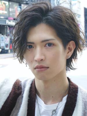 メンズヘア整形スパイラルパーマ波巻きツイストメンズパーマ髪型