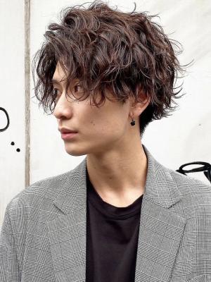 メンズヘア整形スパイラルパーマ波巻きツイストメンズパーマ髪型